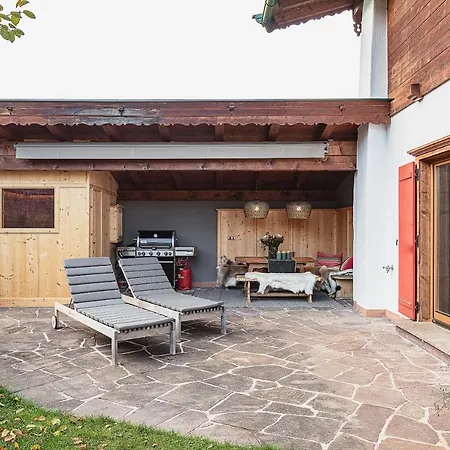 Molterer, Ski-in Ski-out & Sauna بيت للعطل كيتزبوهيل