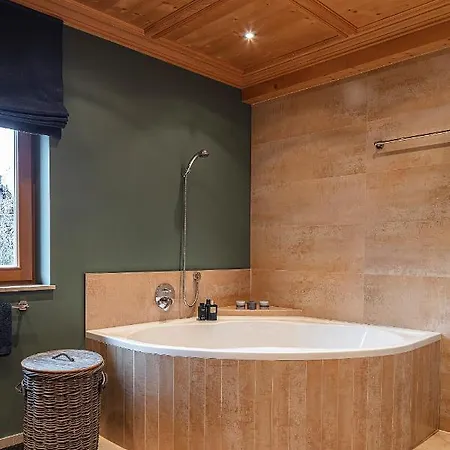 Molterer, Ski-in Ski-out & Sauna بيت للعطل *
